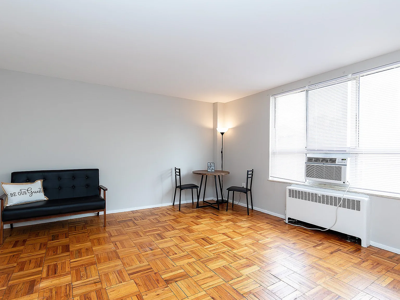 Washington Place Apartments — Photo 4