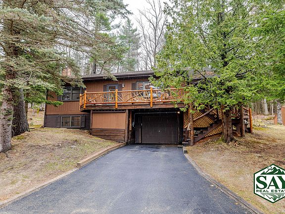 3rd image of 58 Saranac Ln