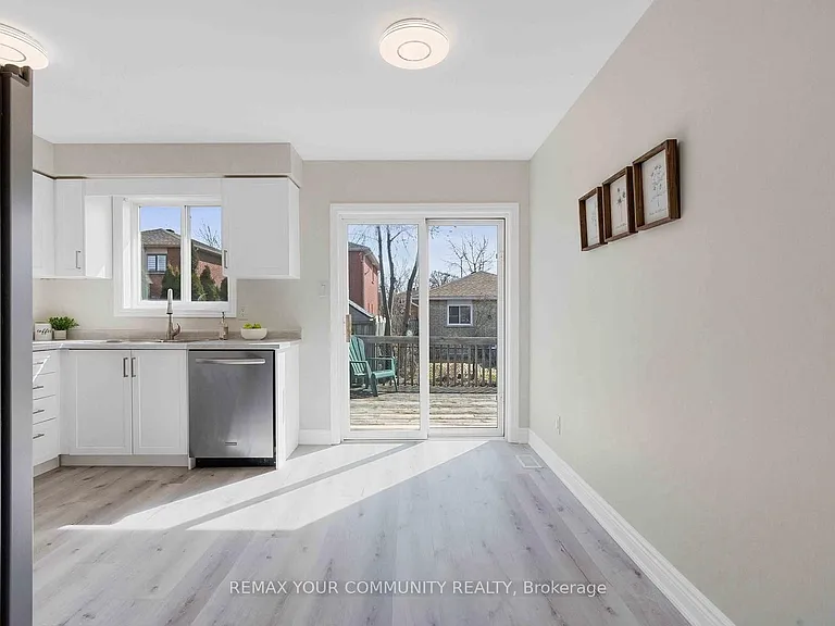 47 Holly Meadow Rd #MAIN — Photo 8