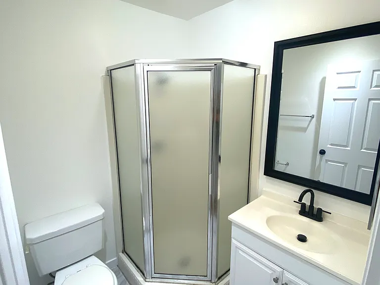 5617 Carlton Way #204 — Photo 7