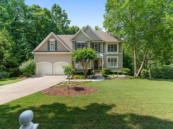 Low maintenance Lanscaping