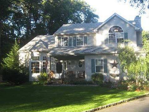 1st image of 67 Oak St
