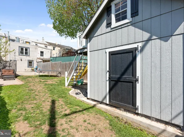 1730 N Bodine St, Philadelphia, PA 19122