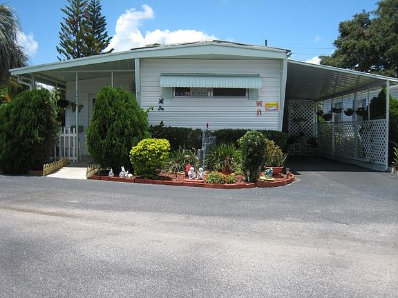 4th image of 3426 Manitou Dr