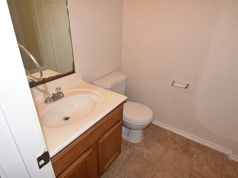 16807 Mammoth Springs Dr — Photo 21