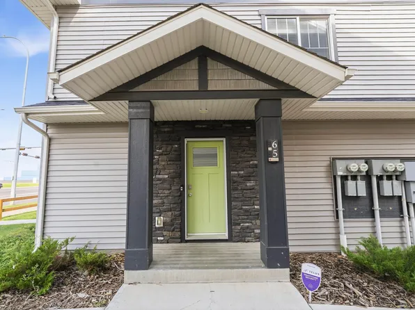 50 McLaughlin Dr #65, Spruce Grove, AB T7X 0E1