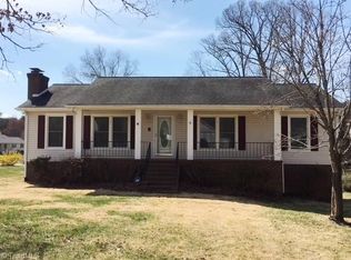 159 Brandywine Dr, Eden, NC 27288