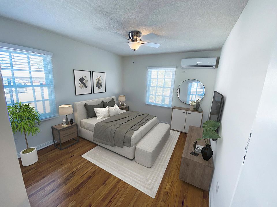 2nd image of 3648 S Centinela Ave #930makcnv