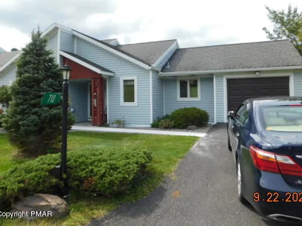 710 Yorkshire Ln, Saylorsburg, PA 18353