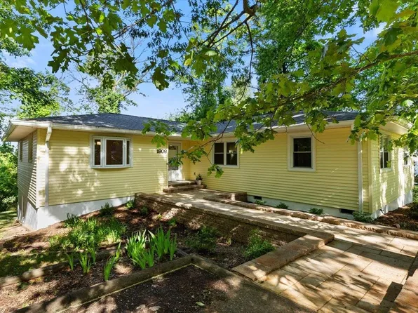 1808 Gardenspring Dr, Blacksburg, VA 24060