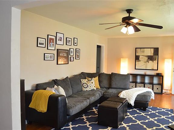 3rd image of 3600 Weldon Dr