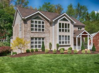 241 Lynn Haven Dr, Mt Lebanon, PA