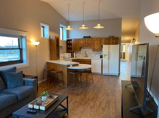 1126 County Road X APT 13, Fremont, NE 68025