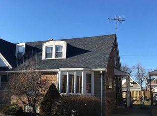 4136 W 58th Pl, Chicago, IL 60629
