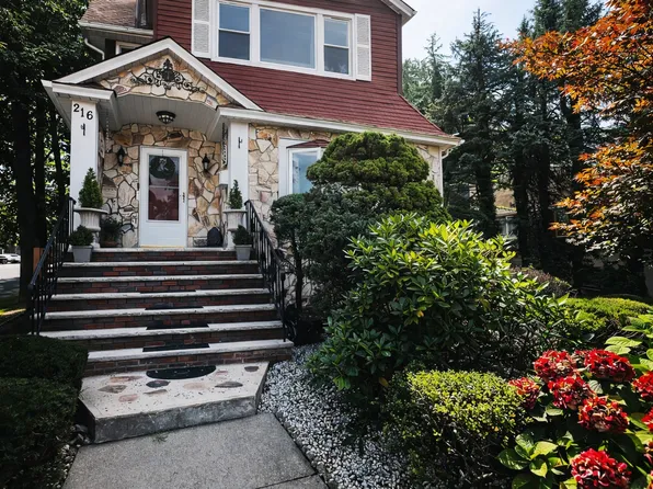 216 Academy St Floor 3, South Orange, NJ 07079