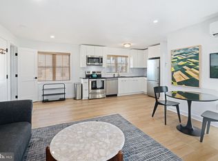28 Llanfair Rd APT B3, Ardmore, PA 19003