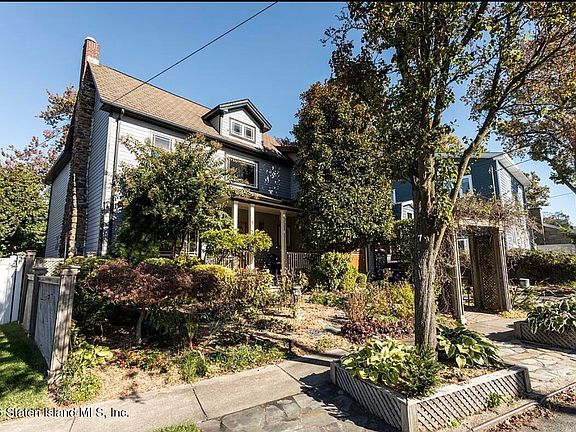 3rd image of 121 Windermere Rd