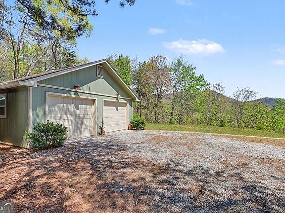 57th image of 542 Eastern Cross Ln