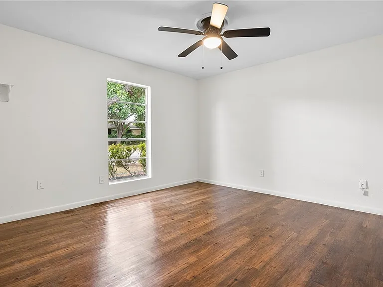 5009 Wingfoot Ln #B — Photo 17