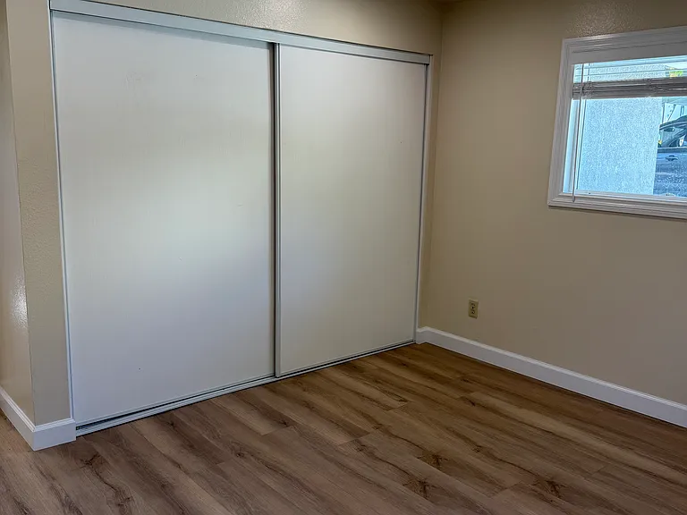 1569 Locust St — Photo 23