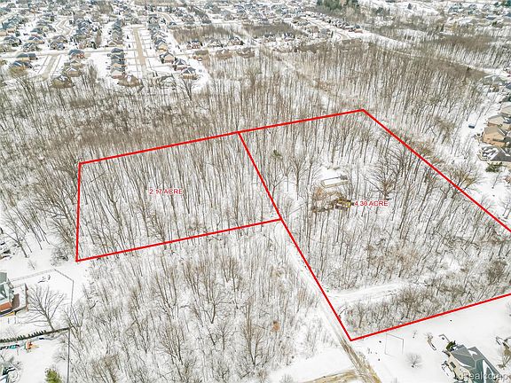 4th image of 52485 Ten Mile Rd