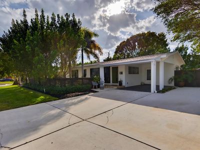 2701 NE 10th Terrace, Wilton Manors, FL, 33334