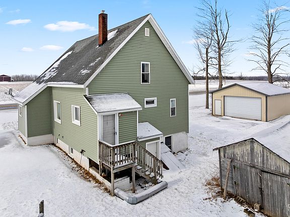 3rd image of 11825 Meridian Line Rd