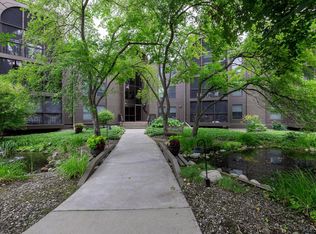 8441 Irwin Rd APT 112, Bloomington, MN 55437