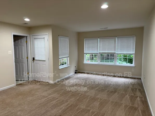 6148 Cinnamon Ct, Alexandria, VA 22310