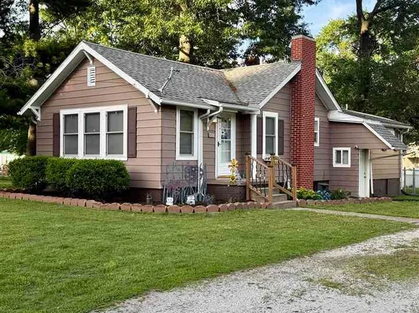2712 S 26th St, Terre Haute, IN 47802