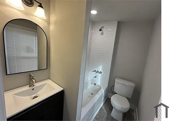 1732 Ferry Ave — Photo 6