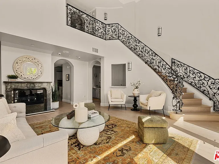 1610 Camden Ave #101 — Photo 1