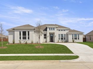 737 Lemmon Ln, Forney, TX 75126