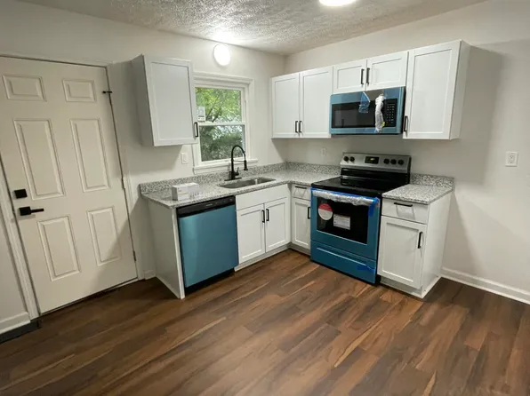 5010 Wabash Pl, Louisville, KY 40214