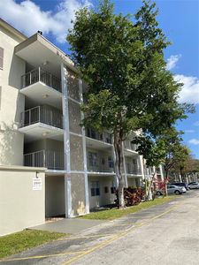 2900 NW 48th Ter #404, Lauderdale Lakes, FL, 33313