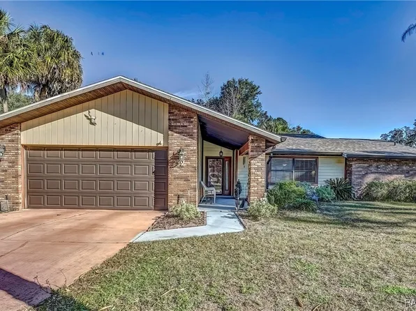 2 Hemlock Ct E, Homosassa, FL 34446