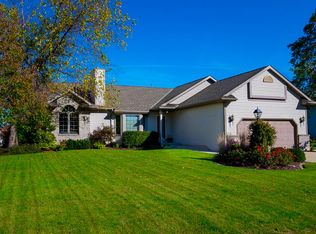 6430 Norfolk Ln, Racine, WI 53406