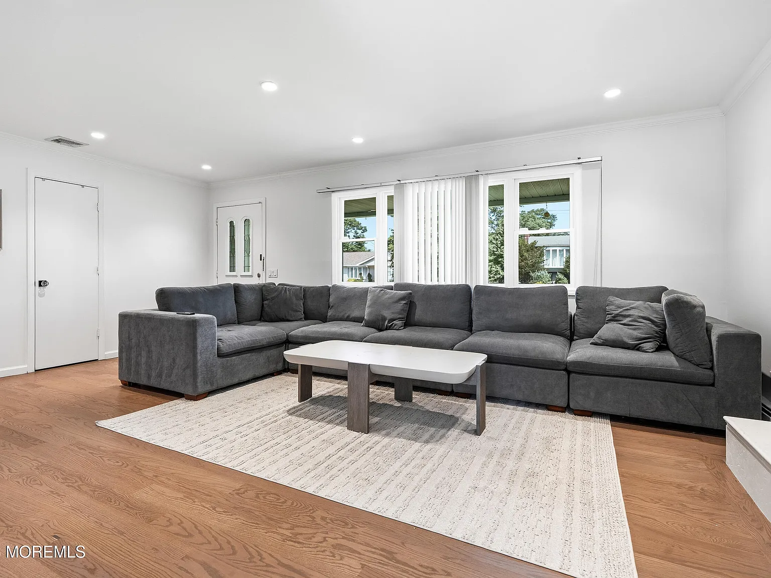 4 bed, 2.5 bath, 2214 sqft, $2,750 — Photo 4
