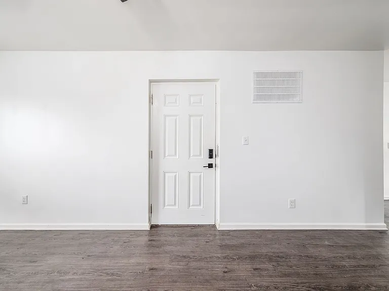 940 Shoemaker Ave #2 — Photo 8