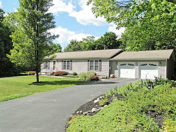 2nd image of 58 Patricia Ln