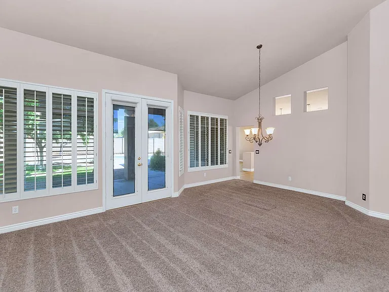 3382 W Harrison St — Photo 3