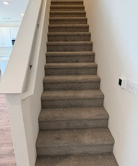 2915 Porcelain St — Photo 27