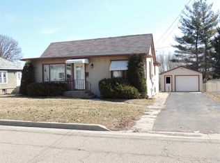 2046 Laharpe St, La Salle, IL 61301
