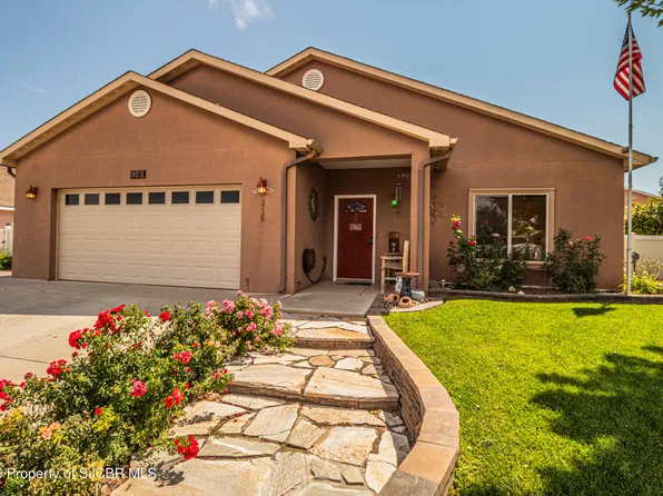 616 Bishop Ln, Farmington, NM 87401