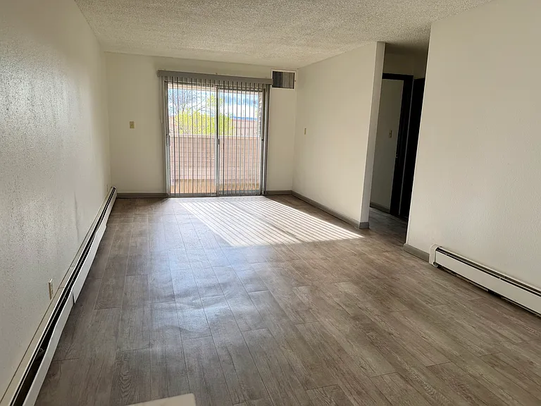 Cedar Terrace Apartments — Photo 13