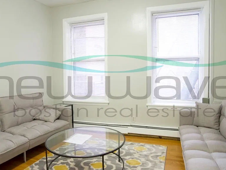 38 Garden St #1 — Photo 1