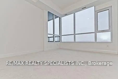 1 Hurontario St #1506 — Photo 5