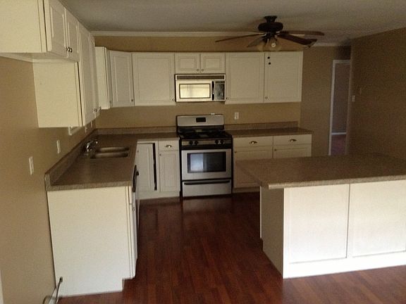 5th image of 1021 N Kight St