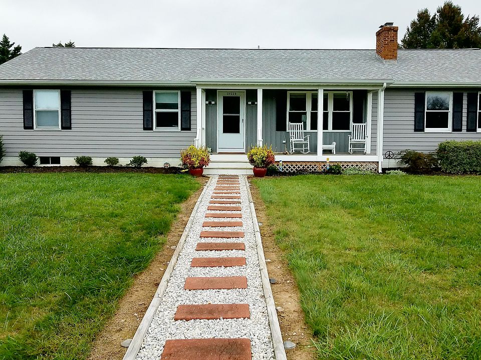 1st image of 34228 Dogwood Dr