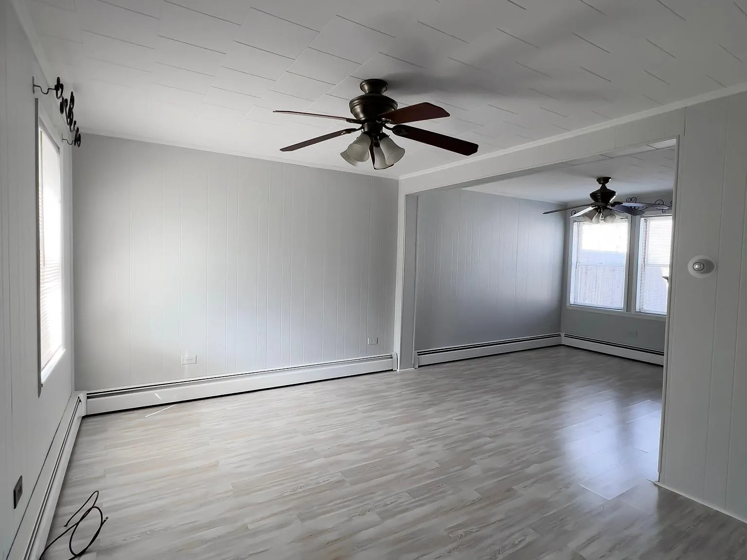 3 bed, 1.5 bath, 900 sqft, $1,900 — Photo 3